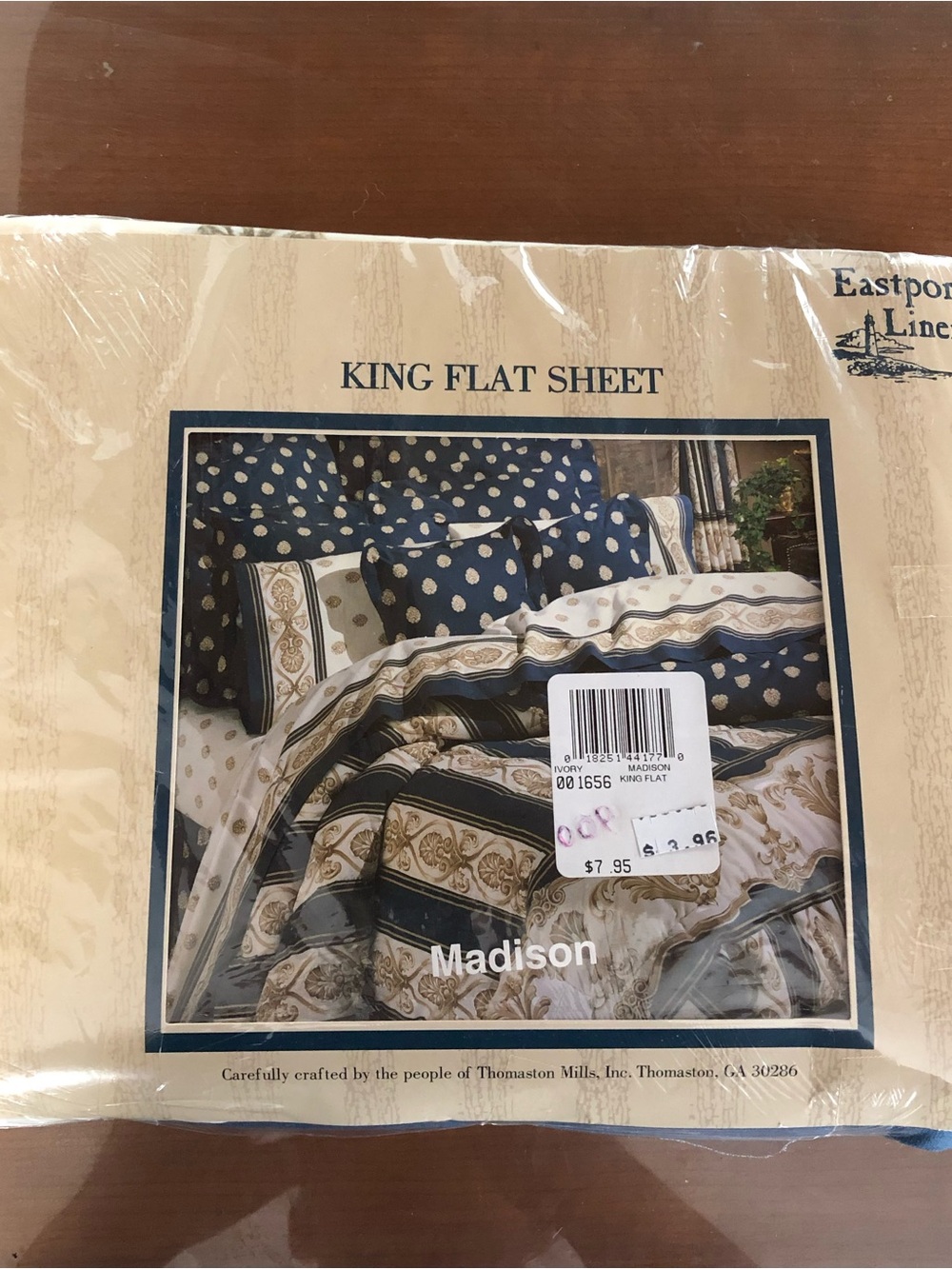 Eastport Linens Percale King Flat Sheet 180 Thread Count Madison Navy White